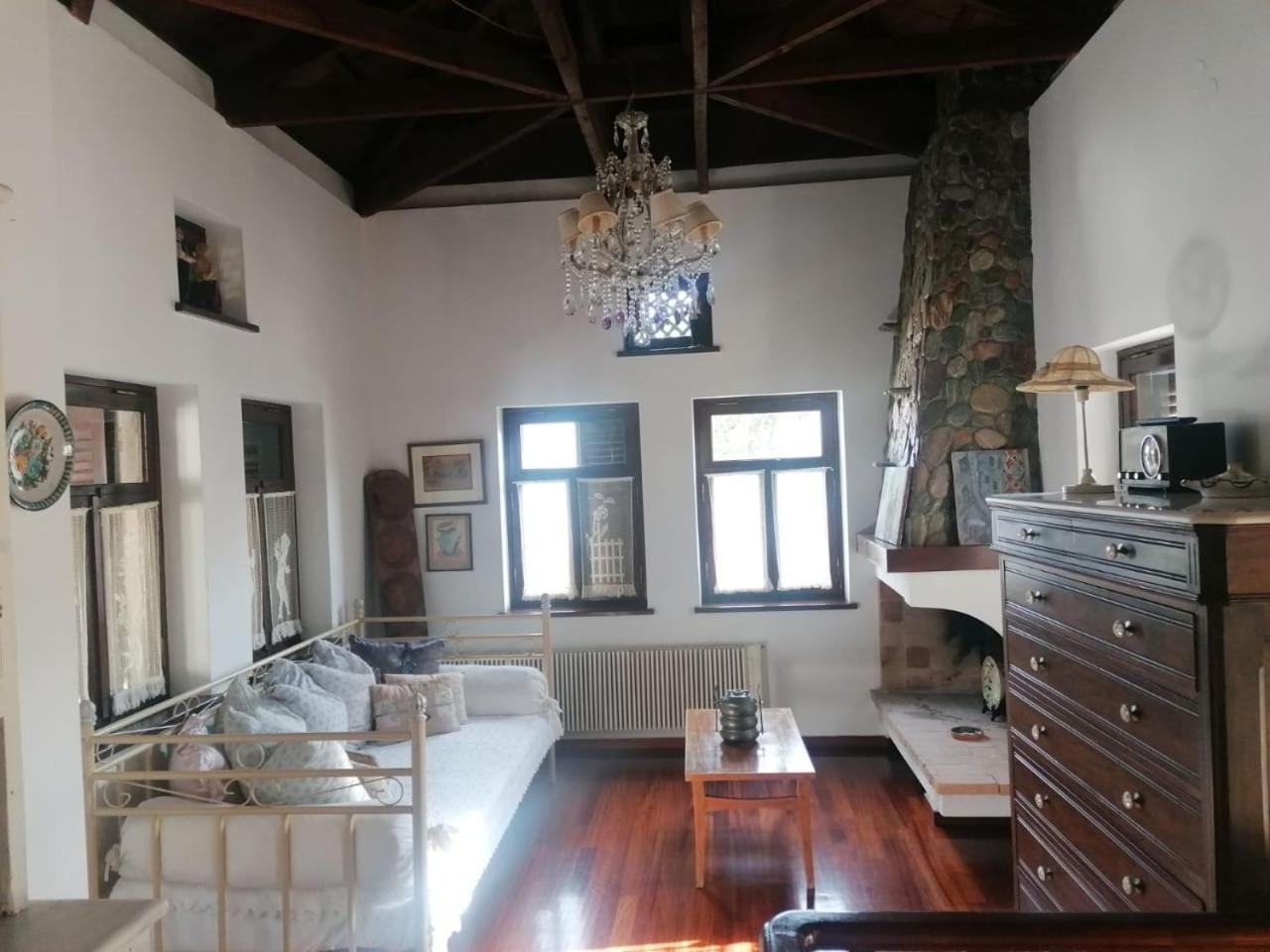 Cozy Nest In The Heart Of Lesvos Mytilene Exterior photo